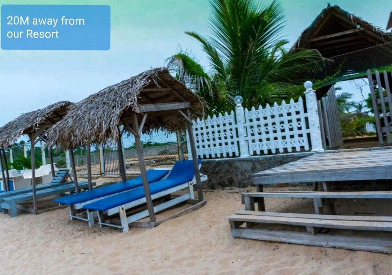 Blue Diamond Resort トリンコマリー エクステリア 写真